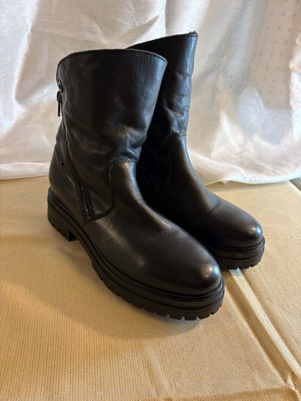 Avellini Black Leather Fur-Lined Lug Sole Ankle Boots
